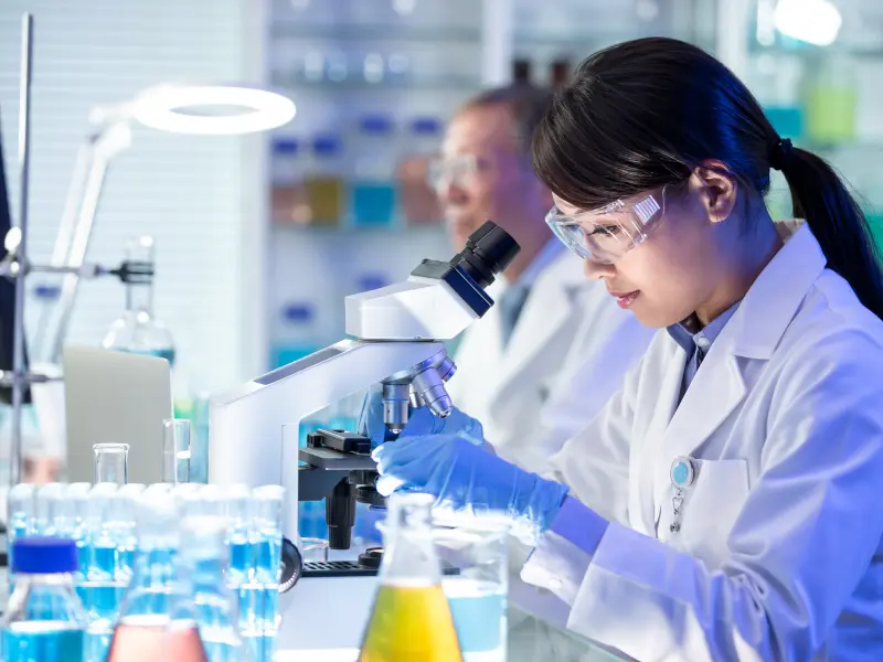 The safety and efficacy of fecal microbiota therapy in patients with GvHD