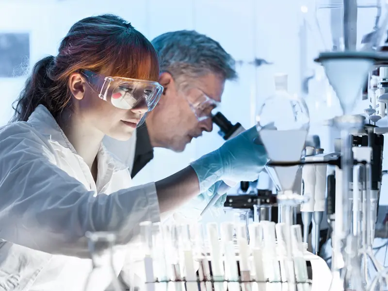 Genomic profiling for decision-making in post‑PV and post‑ET secondary MF