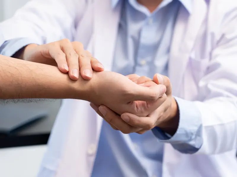 Phase IIIb APEX trial: Skin and nail outcomes with guselkumab in PsA