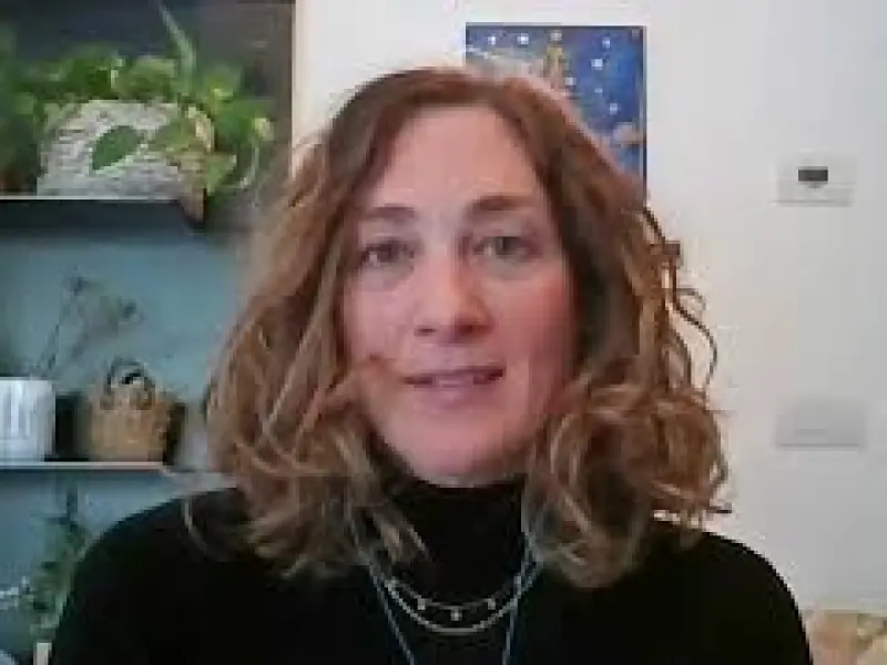 How can MRD assessment help when treating patients with high-risk MM after transplantation?